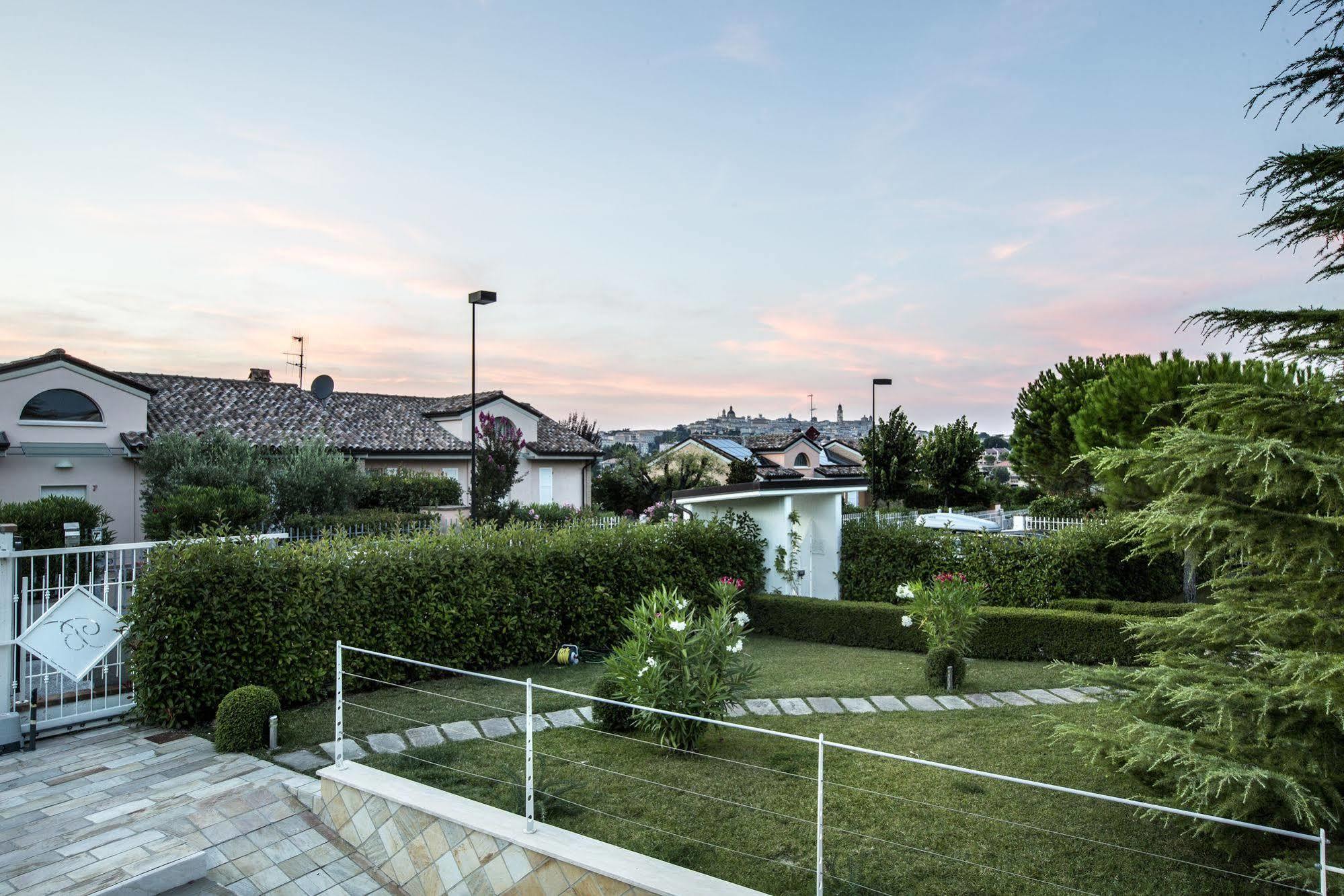 Residence Belohorizonte มาเชราตา ภายนอก รูปภาพ